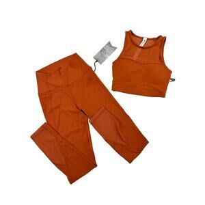 Stori - Sports Bra and Leggings Set in Orange